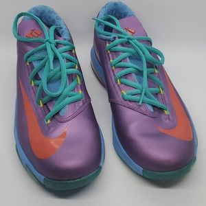 Nike 599477-500 Youth Size 4.5US